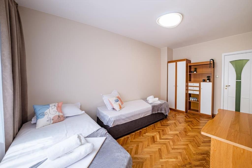 Varna Central 2Bdrm Apartment Dış mekan fotoğraf