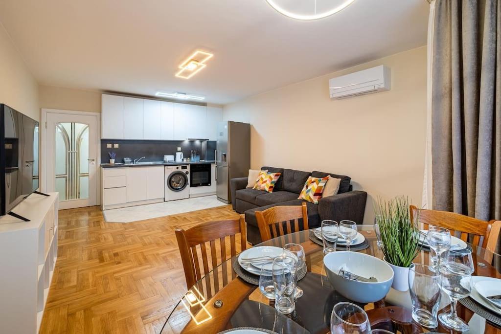 Varna Central 2Bdrm Apartment Dış mekan fotoğraf